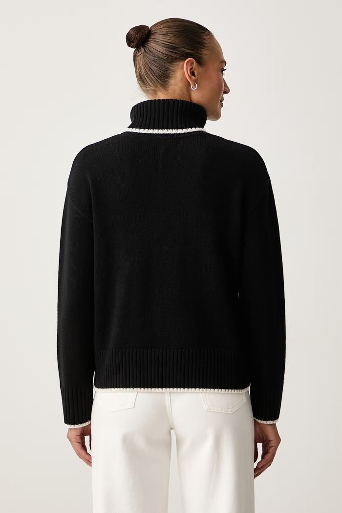 Odzież Karl Lagerfeld Sweter damski z wełną B4W18033 czarny