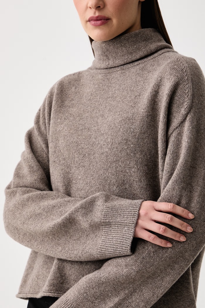 Sweter damski z wełną Marc O'Polo 5000018473 beżowy