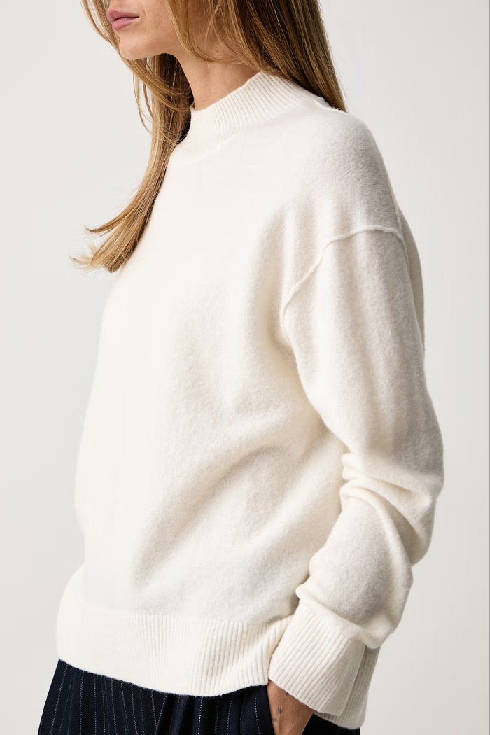Sweter damski z wełną Marc O'Polo 5000007108 beżowy
