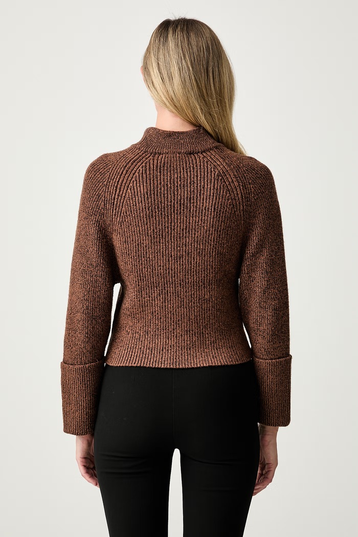 Odzież DKNY sweter damski z wiskozą DJ6R0820 brązowy