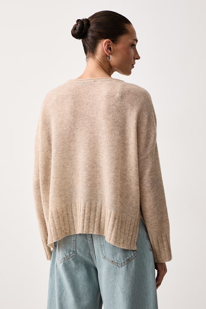 Odzież Max&Co. Sweter damski z wełną STAMPA 2626366091200 beżowy