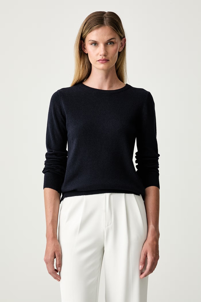 Barbour sweter damski z wełną Pendle granatowy LKN1075