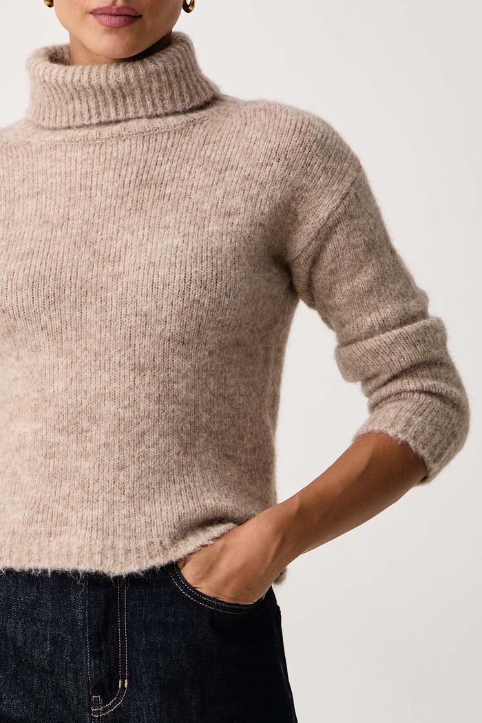 Sweter damski z wełną IBLNOCINO iBlues 2627366122200 beżowy