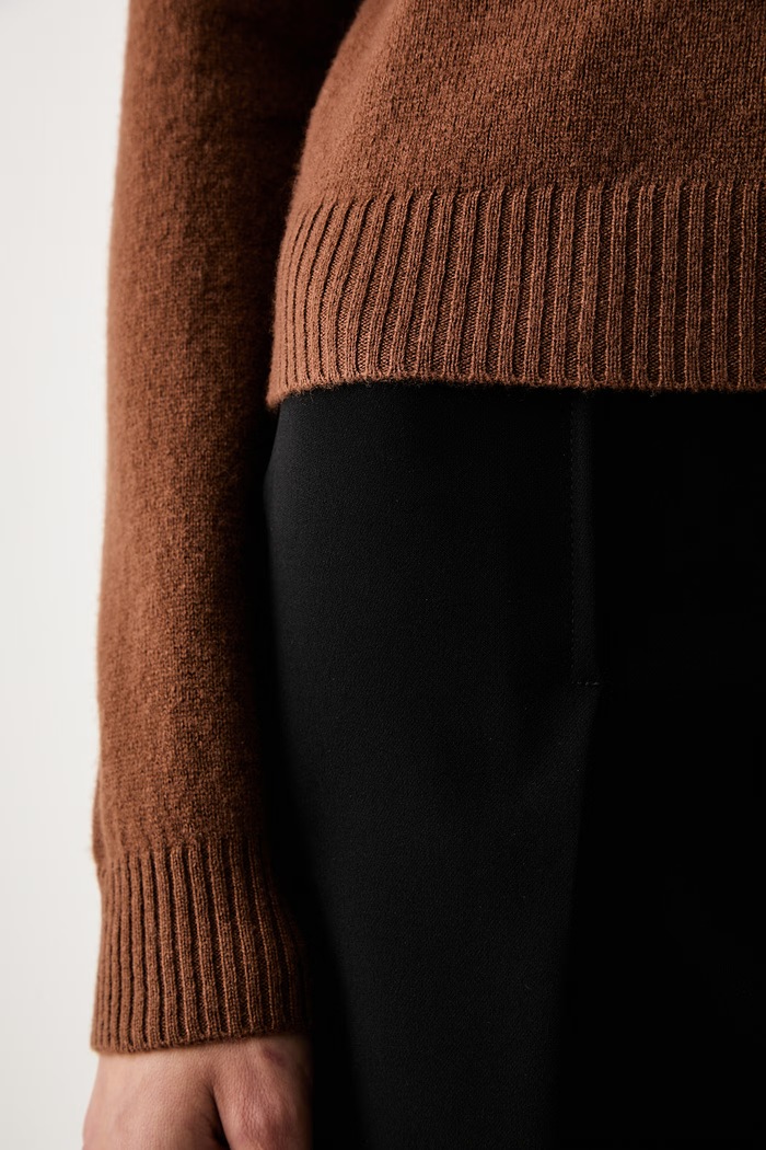 Sweter damski wełniany IBLRAFIA iBlues brązowy 2627366082200