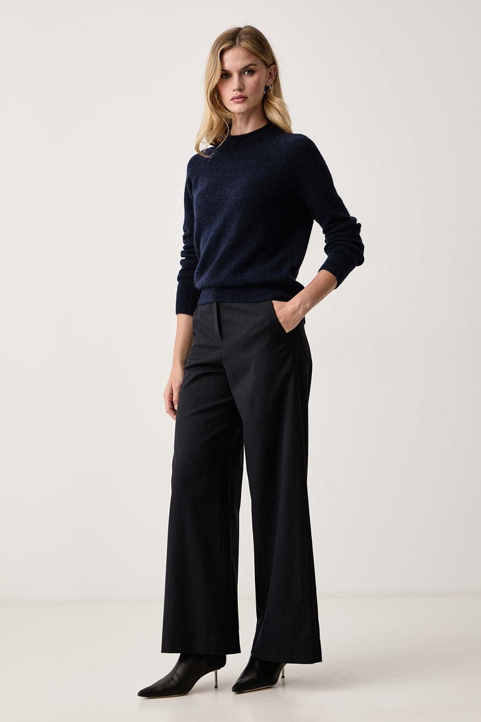 BOSS Orange Pulover za žene s vunom C_Fesperanasy_1 50569878 mornarsko plava AW26