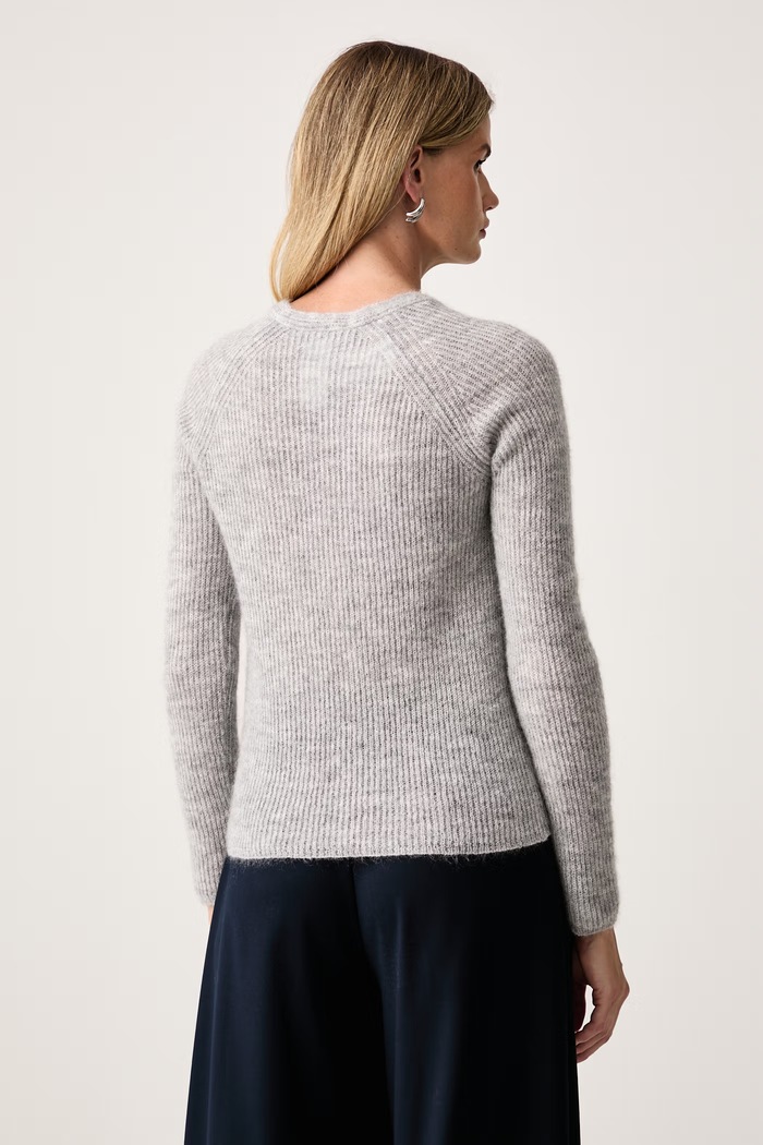 Odzież MM by Max Mara sweter damski z wełną MMLSVELTO 2626366108600 szary