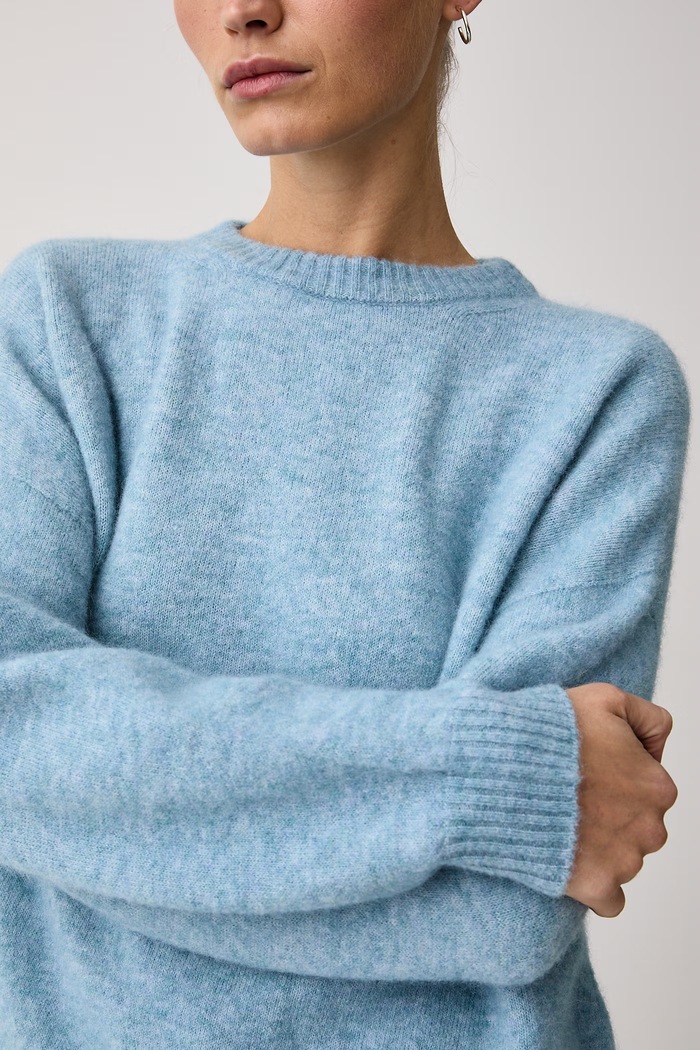 Odzież Weekend Max Mara Sweter damski z dodatkiem wełny WKDTUONO 2625366152600 niebieski