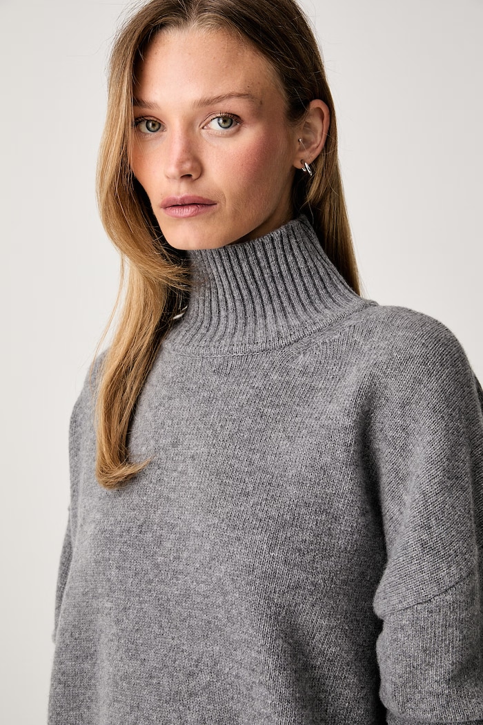 Weekend Max Mara półgolf damski wełniany WKDBORGIA szary 2625366142600