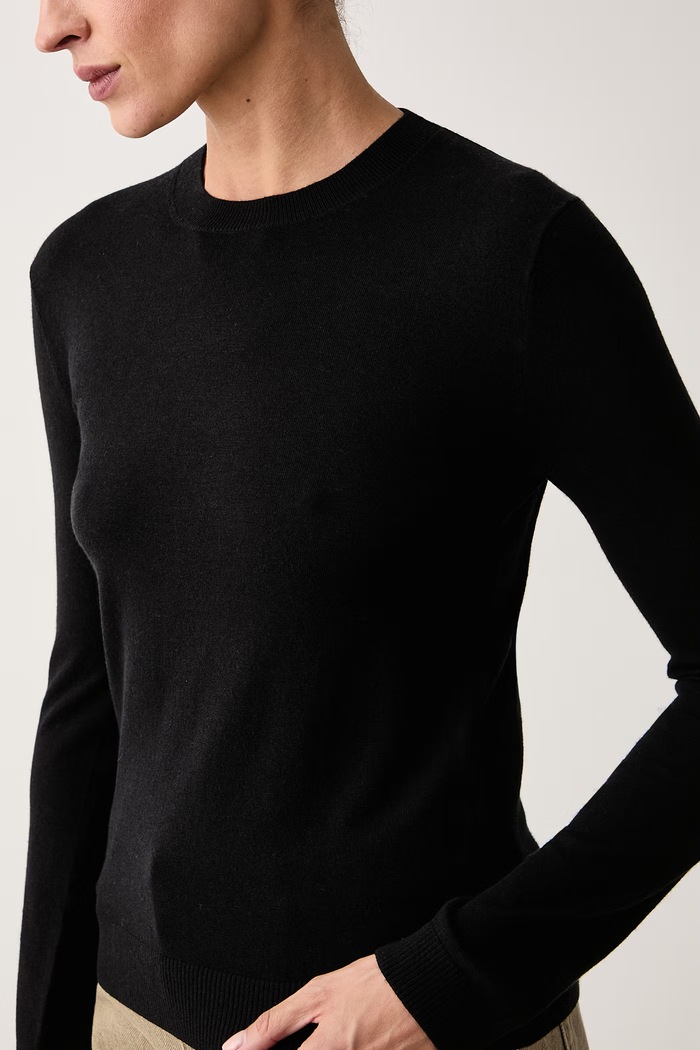 Sweter damski z dodatkiem jedwabiu WKDSICILIA Weekend Max Mara 2625366102600 czarny