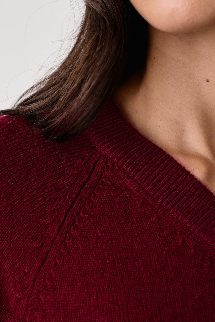 Sweter damski kaszmirowy WKDPADRE Weekend Max Mara bordowy 2625366042600