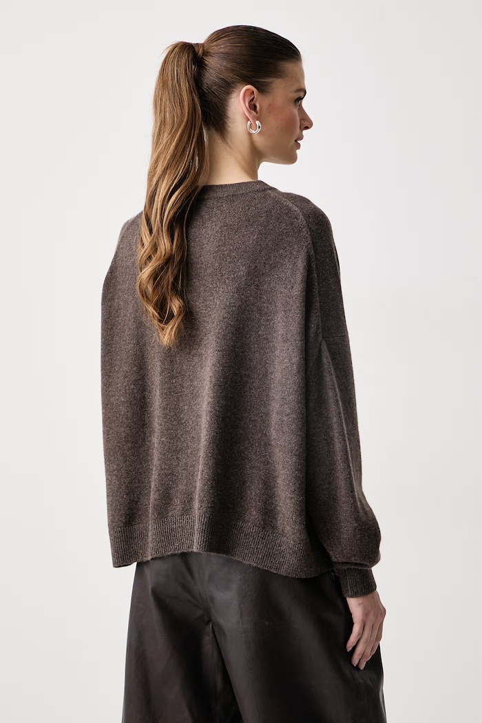 Дрехи Weekend Max Mara Пуловер дамски от кашмир WKDDETTO 2625366022600 кафяв
