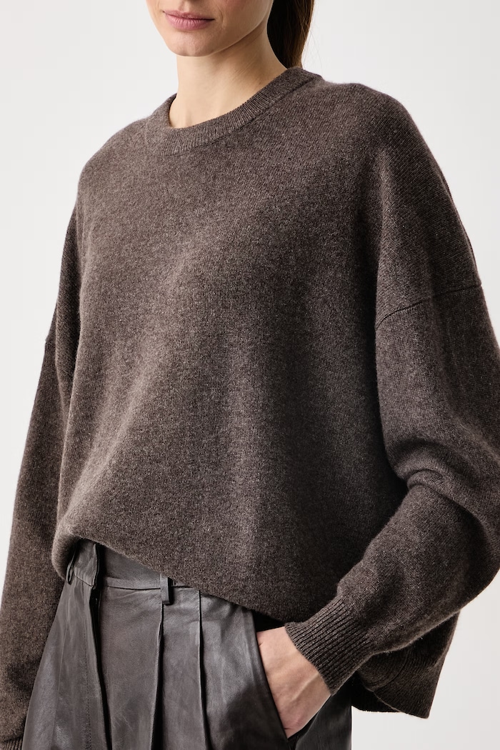 Пуловер дамски от кашмир WKDDETTO Weekend Max Mara 2625366022600 кафяв