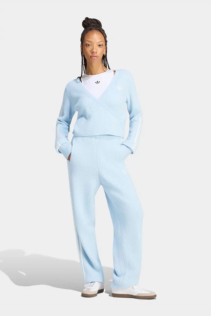 Odzież adidas Originals Sweter damski z dodatkiem wełny Adiluna Season 2 x Jennie LD8932 niebieski