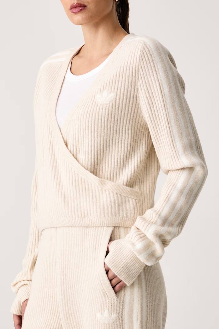 Pulover ženski z dodatkom volne Adiluna Season 2 x Jennie adidas Originals LD4840 bež