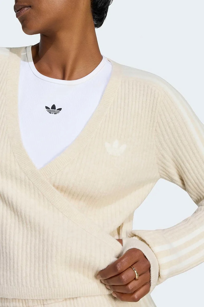 Sweter damski z dodatkiem wełny Adiluna Season 2 x Jennie adidas Originals LD4840 beżowy