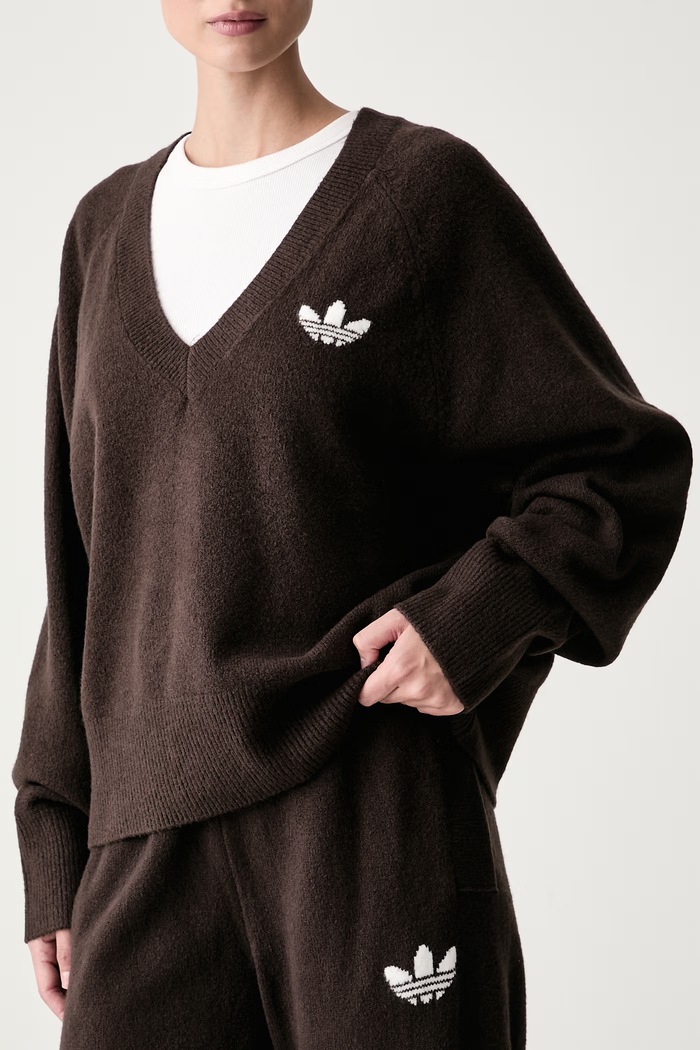 Sweter damski Essentials Knit adidas Originals IA4444 brązowy
