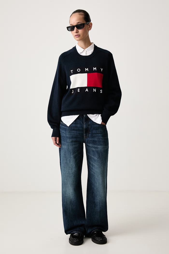 Tommy Jeans Sweter damski z wełną DW0DW23450 granatowy AW26