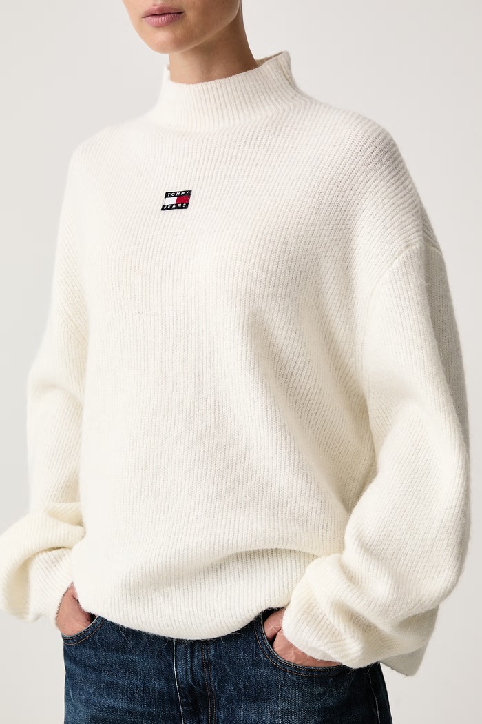 Sweter damski z wełną Tommy Jeans DW0DW23349 beżowy