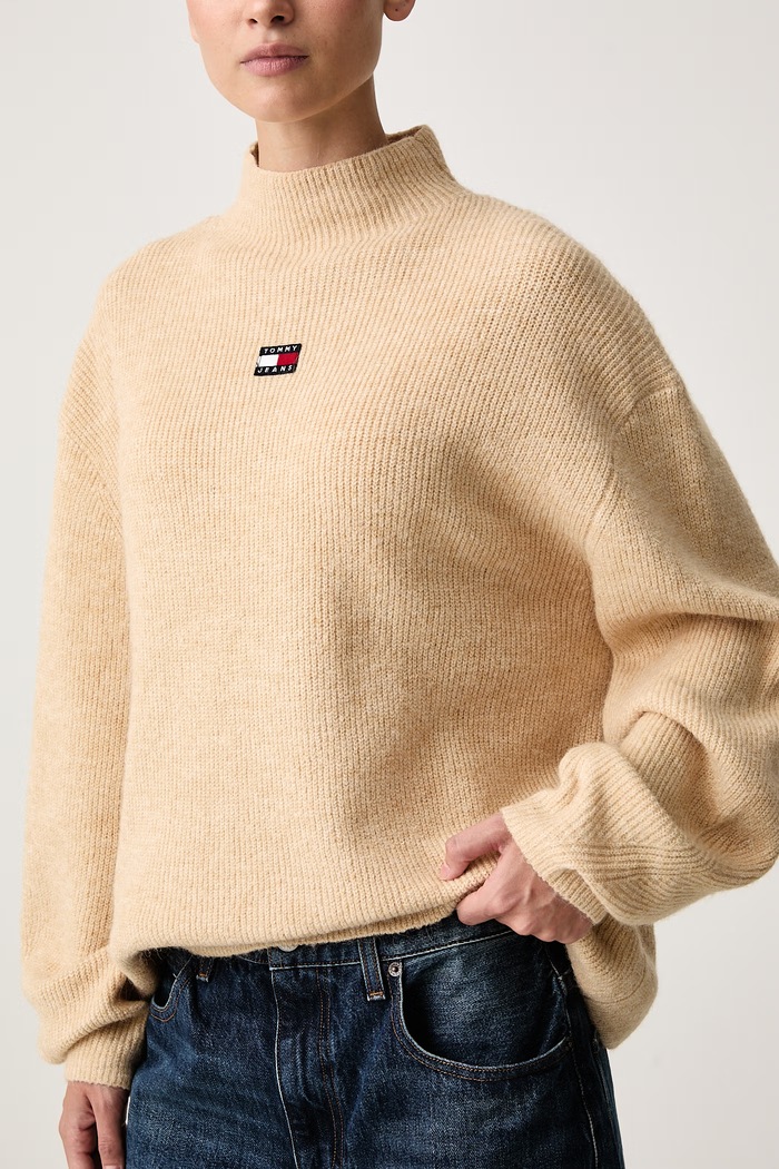 Sweter damski z wełną Tommy Jeans DW0DW23349 beżowy