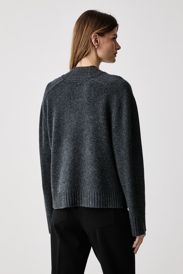 Oblečenie Tommy Hilfiger Kardigán dámsky s vlnou WW0WW52309 sivá