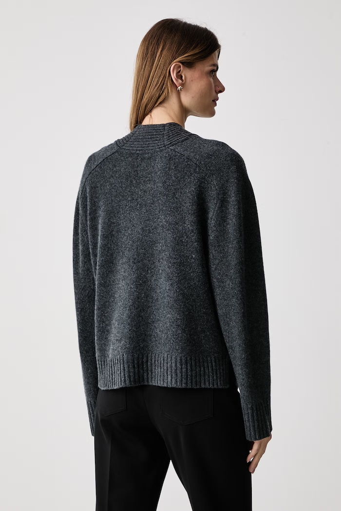 Oblečenie Tommy Hilfiger Kardigán dámsky s vlnou WW0WW52309 sivá