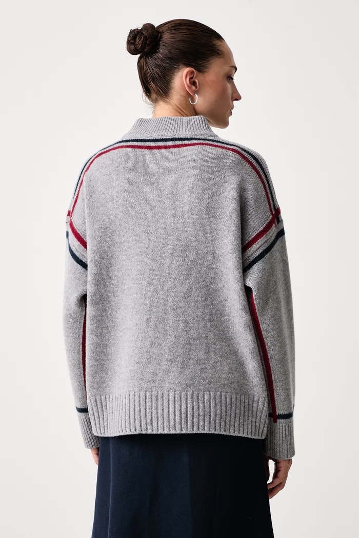 Oblečenie Tommy Hilfiger Sveter dámsky vlnený WW0WW51430 sivá