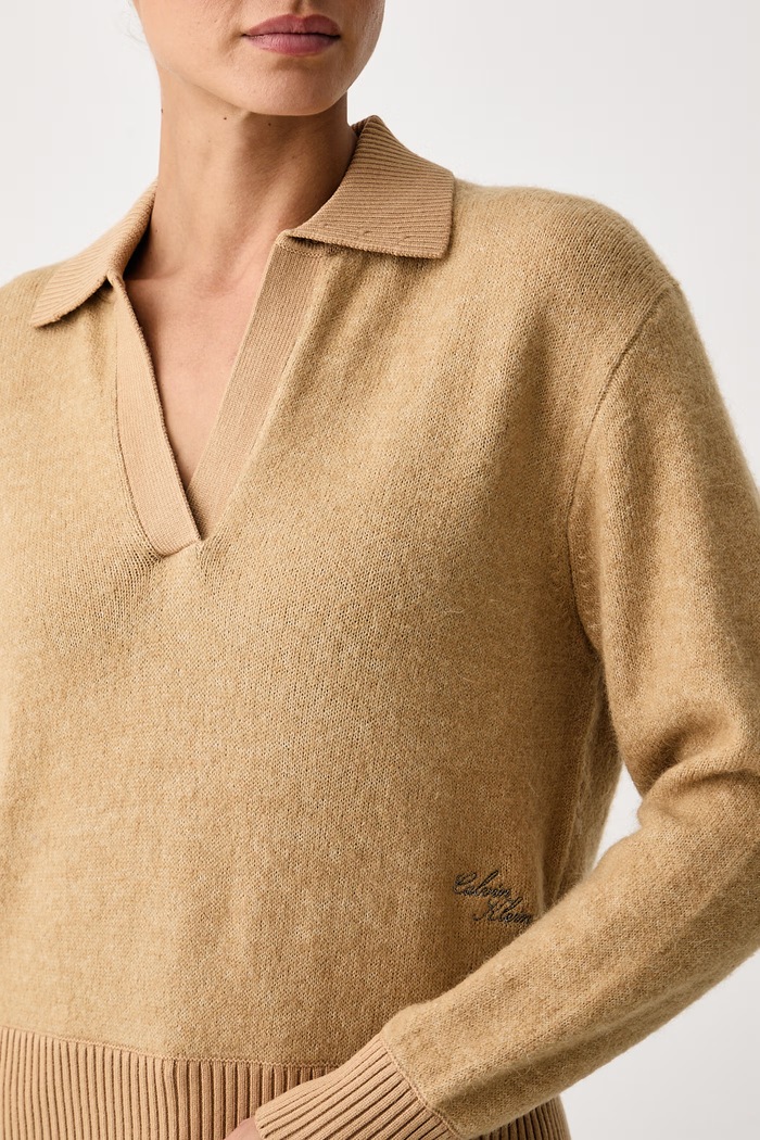 Maglione da donna con misto lana Calvin Klein Jeans LV047H302G marrone