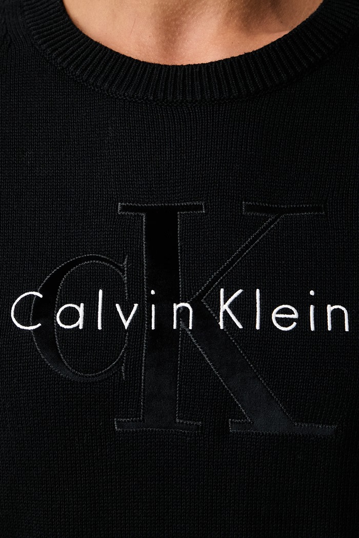 Calvin Klein Jeans тениска тип пуловер дамска от памук LV047H300G черен