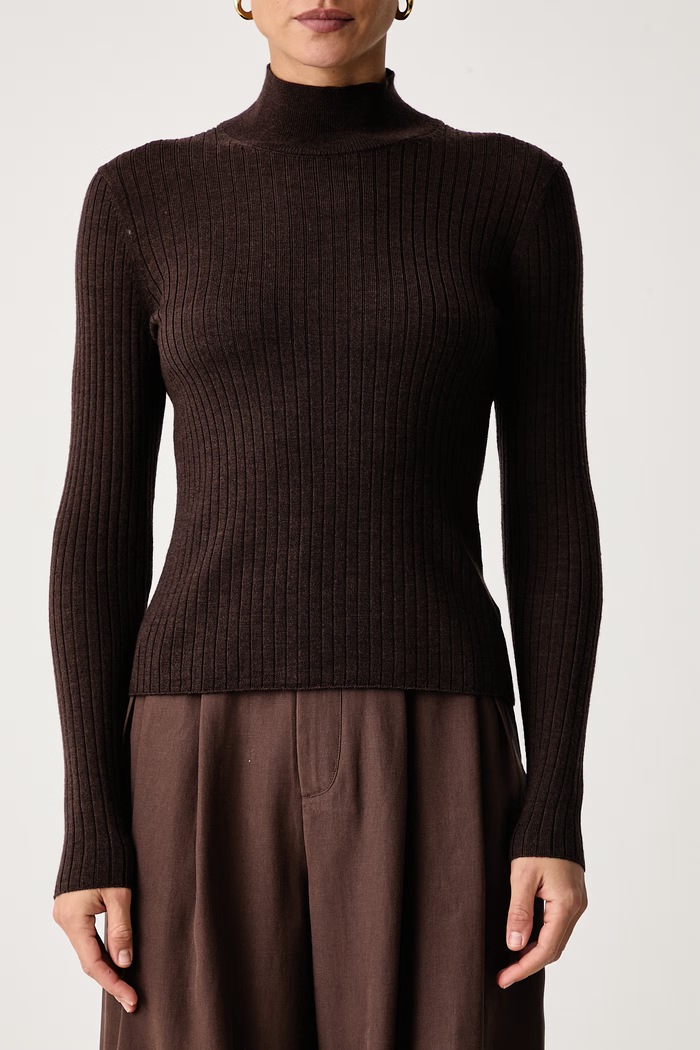 Poludolčevita ženska vunena Calvin Klein LV044H352G smeđa