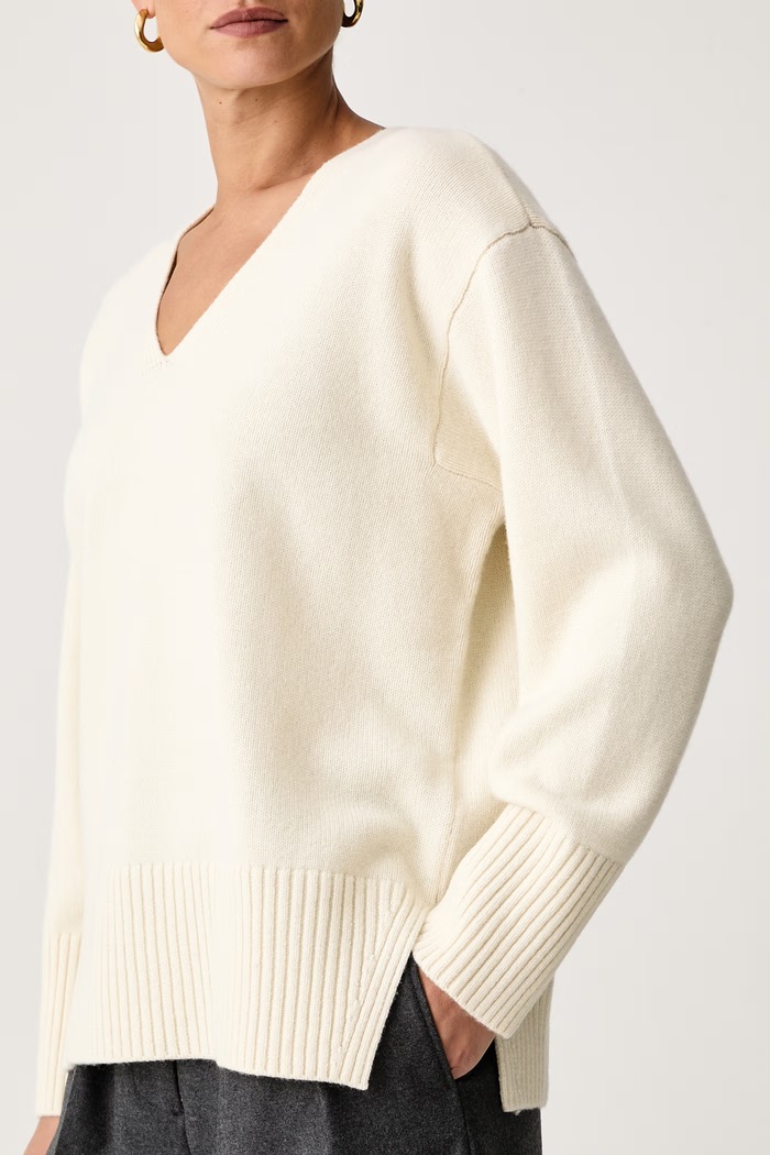 Pulover pentru femei din lână Calvin Klein LV044H325G bej