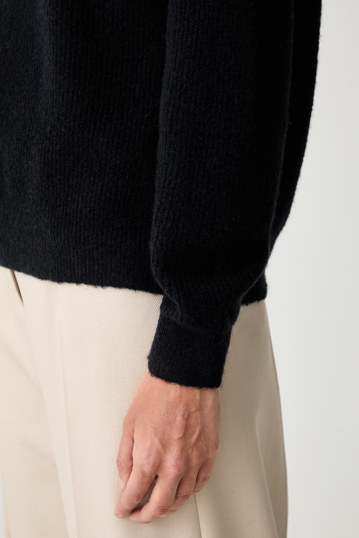 American Vintage sweter damski z wełną DAM18J czarny