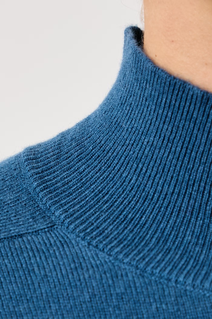 Sweter damski z dodatkiem wełny United Colors of Benetton niebieski 1B9YD204R