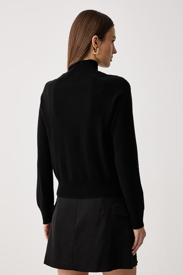 Odzież United Colors of Benetton Sweter damski z dodatkiem wełny 1B9YD204R czarny