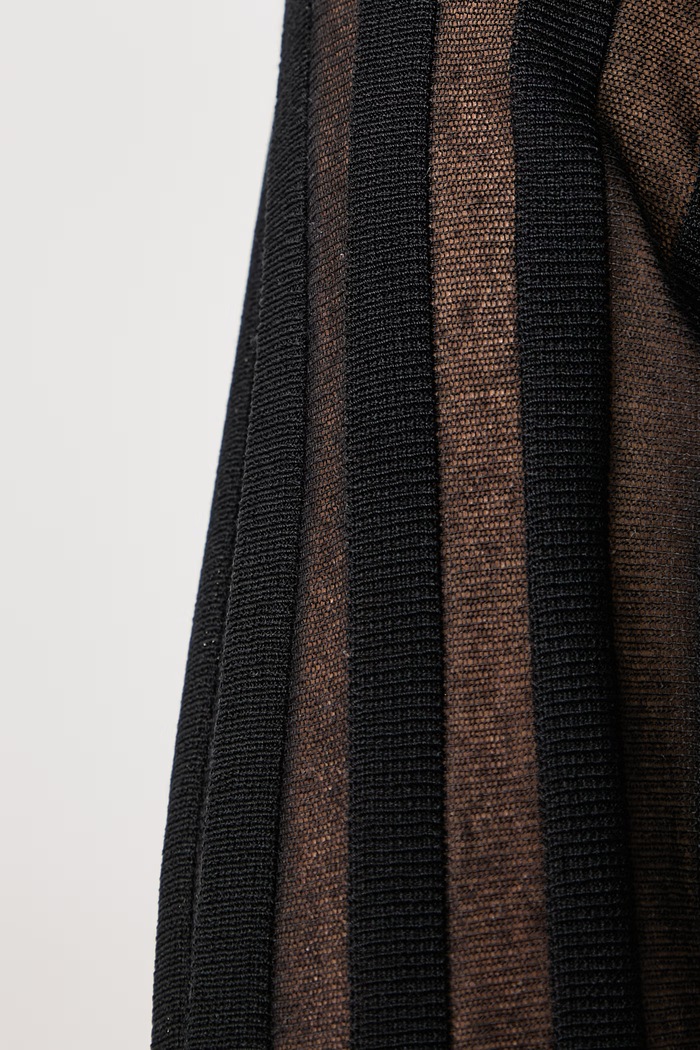 Sweter damski z wiskozą Fracomina czarny FR26WT7030K416F9