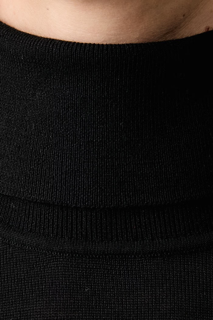 Rolák dámsky bavlnený s elastanom United Colors of Benetton čierna 1IOVE204V