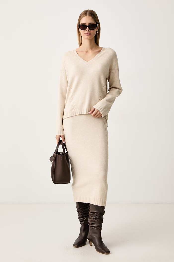 Gaudi Sweter damski z wiskozą 621BD53001 beżowy AW26