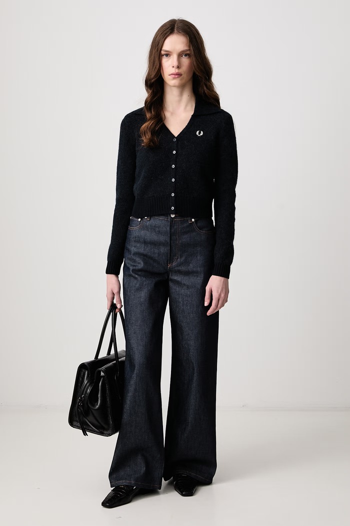 Fred Perry Kardigan damski z wełną K3166.608 granatowy AW26