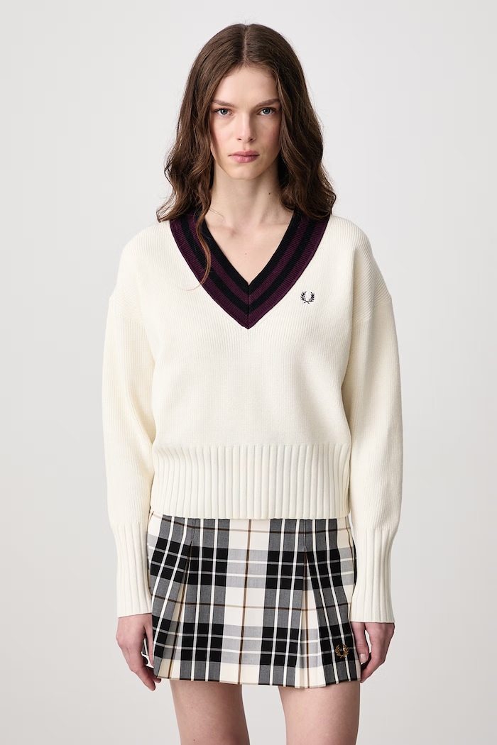 Fred Perry Sweter damski z dodatkiem wełny beżowy K3123.560