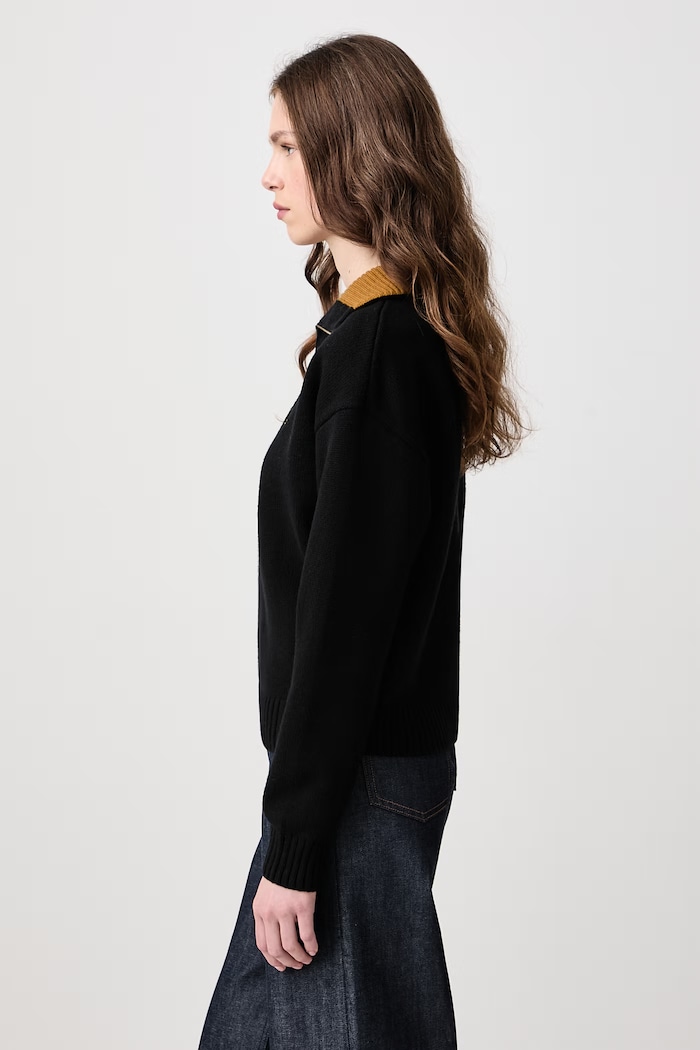 Sweter damski z wełną Fred Perry K3142.102 czarny