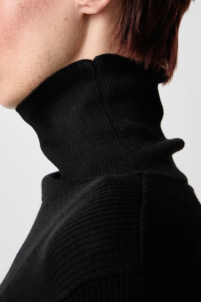 Our Legacy Turtleneck Women's merino wool W4263SB