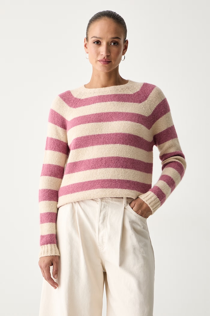 Weekend Max Mara sweter damski z dodatkiem wełny WKDGHIACCI różowy 2625366211600