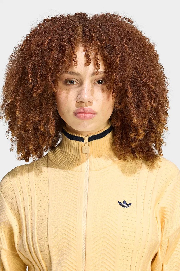 Sveter na gombíky dámsky s viskózou Cable Knit Firebird adidas Originals KR7047 žltá