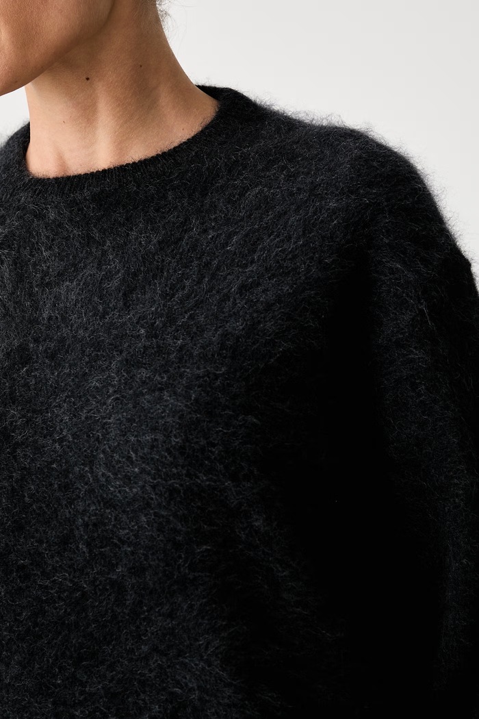Sweter damski z wełny merino Marc O'Polo czarny 5000014742