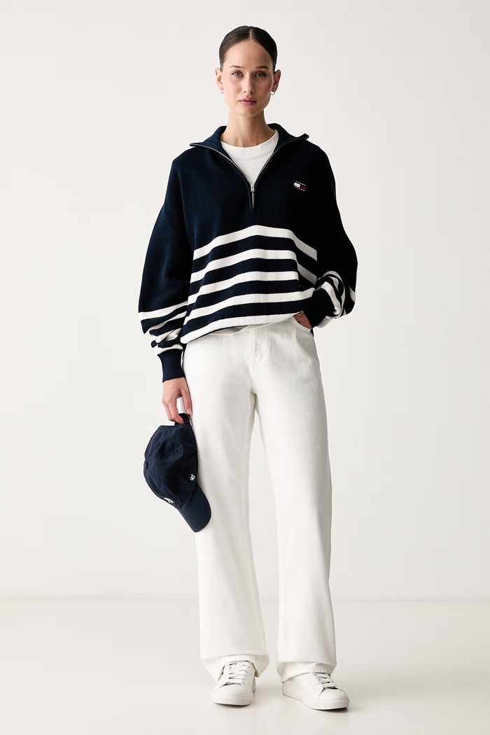 Tommy Jeans sweter damski bawełniany DW0DW22928 granatowy AW26