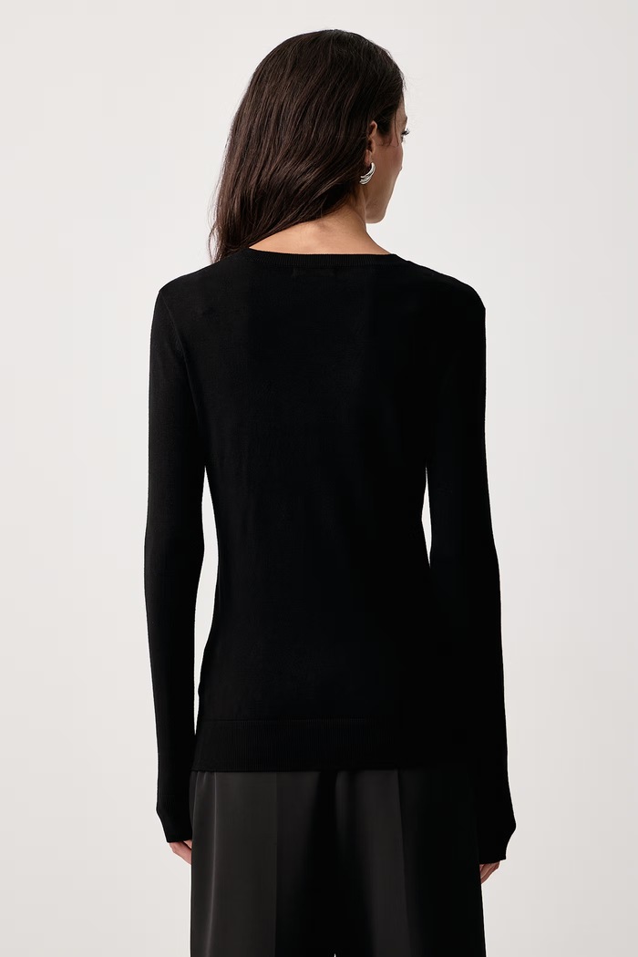 Odzież Guess Sweter damski z wiskozą GEORGIA W6BR53.Z1454 czarny