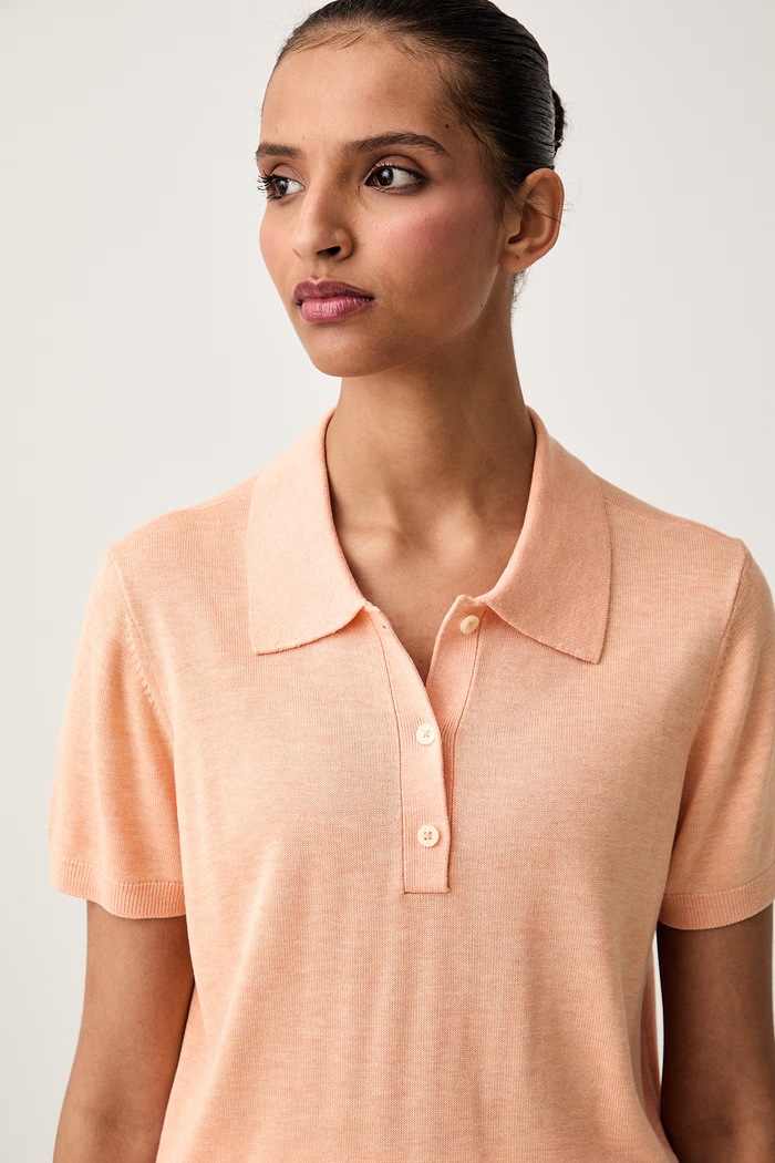 Calvin Klein тениска с яка дамска от вискоза оранжев LV044G311G