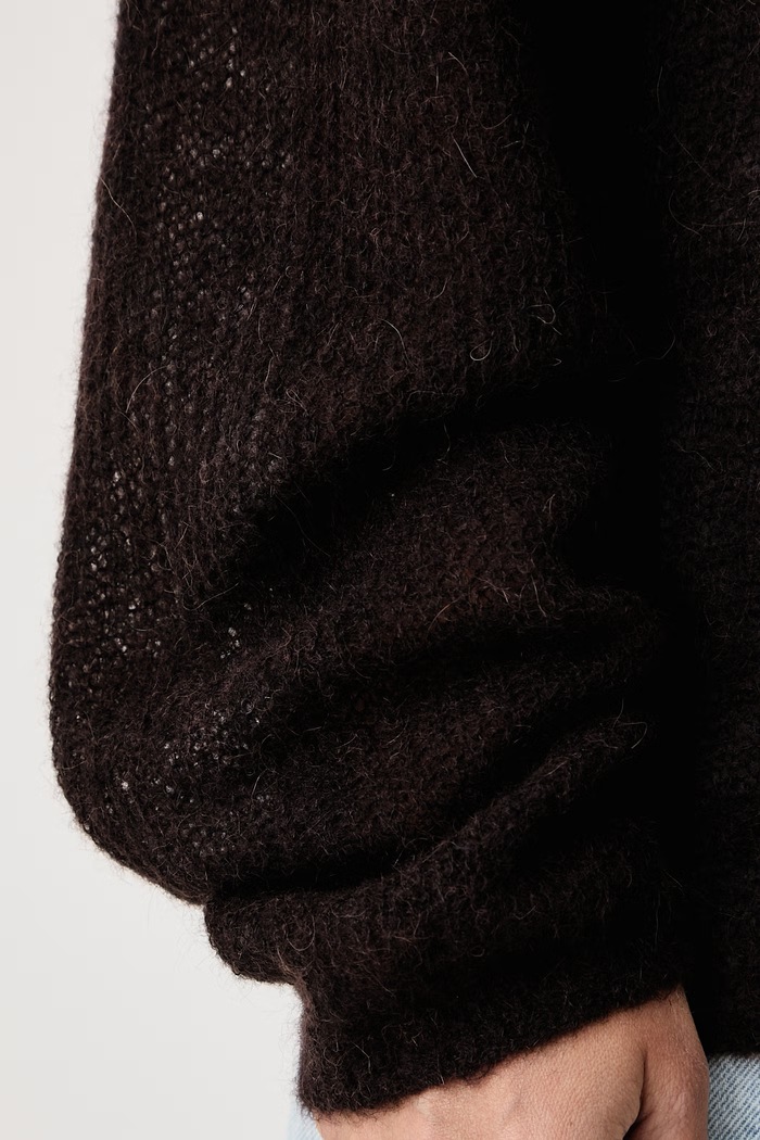 BOSS Sweter damski z wełną Fewena brązowy 50564438