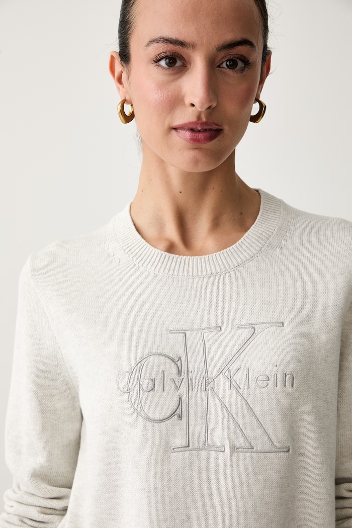 Calvin Klein Jeans pulover za žene od pamuka siva LV047G322G