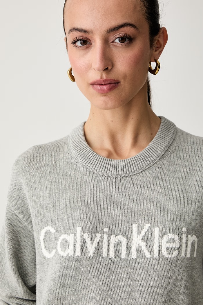 Calvin Klein Jeans pulover za žene od pamuka siva LV044G313G