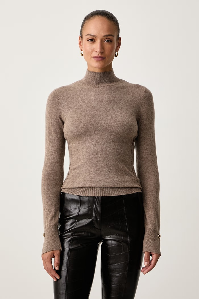 Marciano by Guess Пуловер дамски с добавен кашмир HELSINKI бежов G6BR06.Z1520